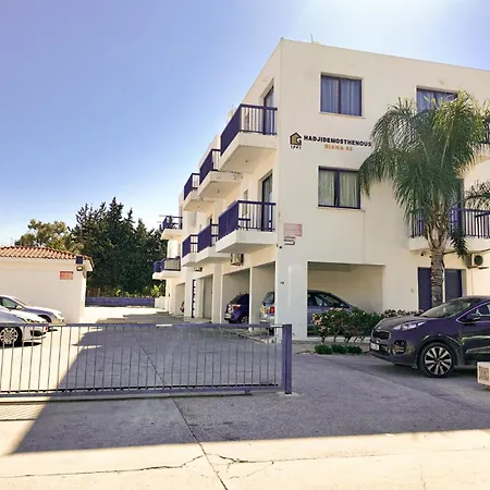 Diana Oasis 1b, Pool, Center Apartment