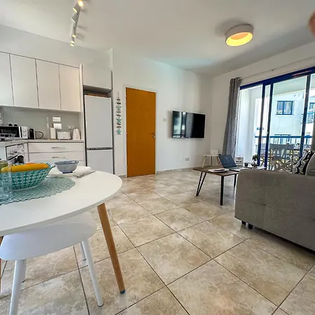 Lejlighed Diana Oasis 1b, Pool, Center Paphos