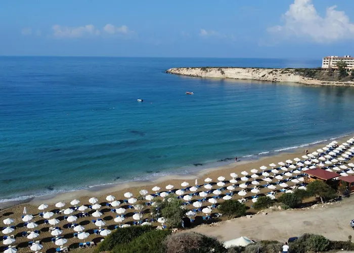 Diana Oasis 1b, Pool, Center アパート *